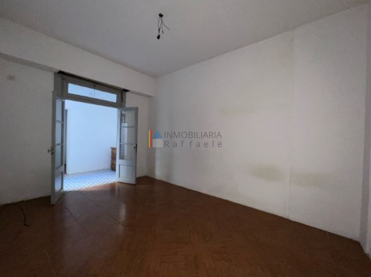 Venta PH Flores 2 ambientes con 2 patios