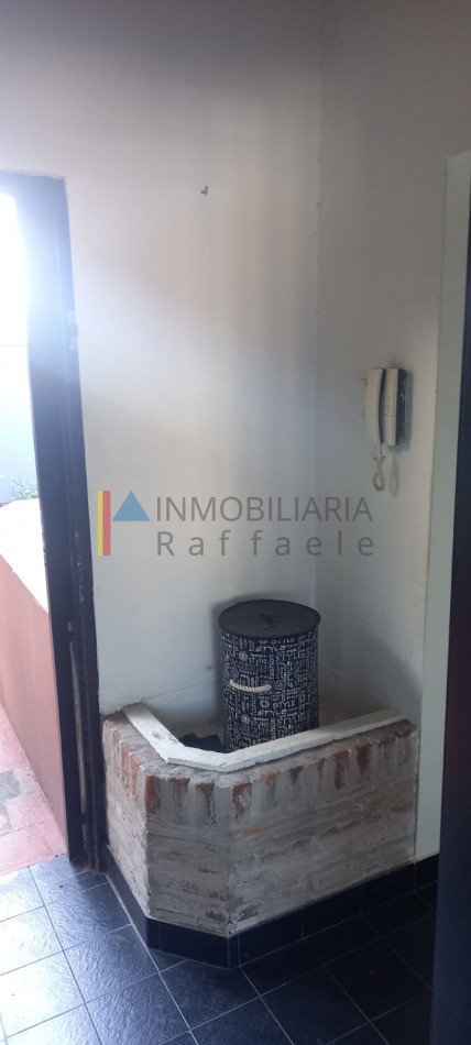 P.H. 3 ambientes al frente C/ cochera