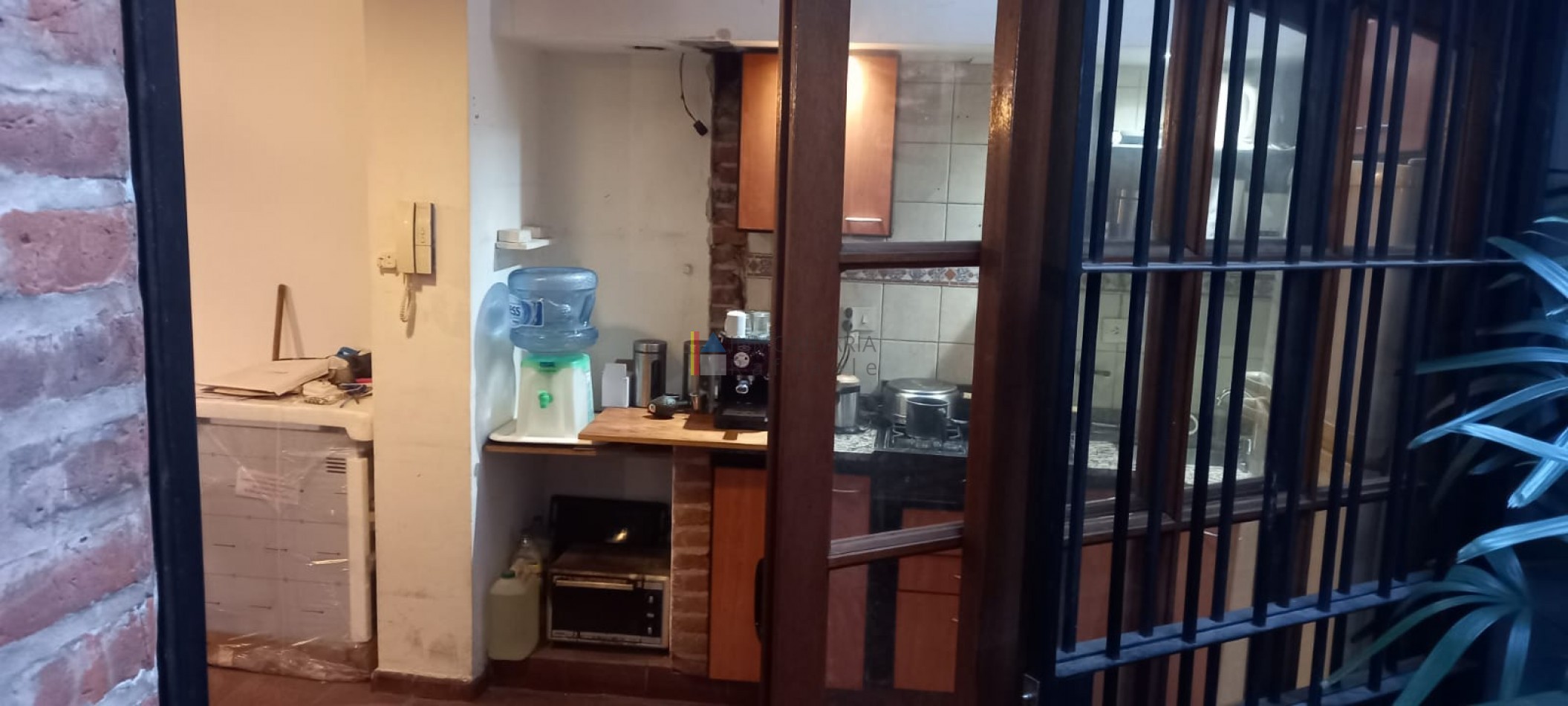 P.H. 3 ambientes al frente C/ cochera