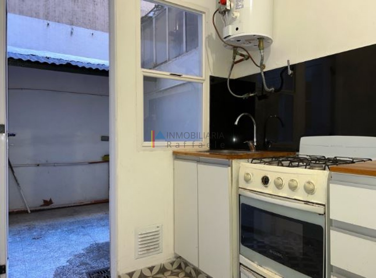 Venta PH Flores 2 ambientes con 2 patios