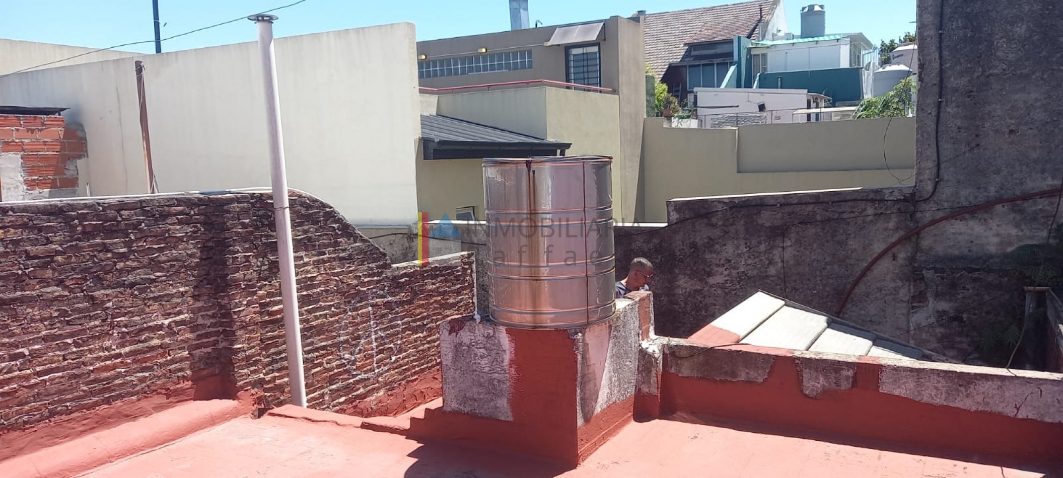 PH a refaccionar con patio y terraza Excelente potencial 
