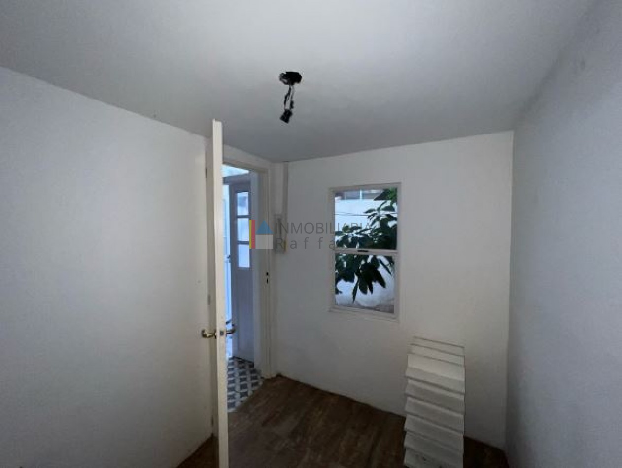 Venta PH Flores 2 ambientes con 2 patios