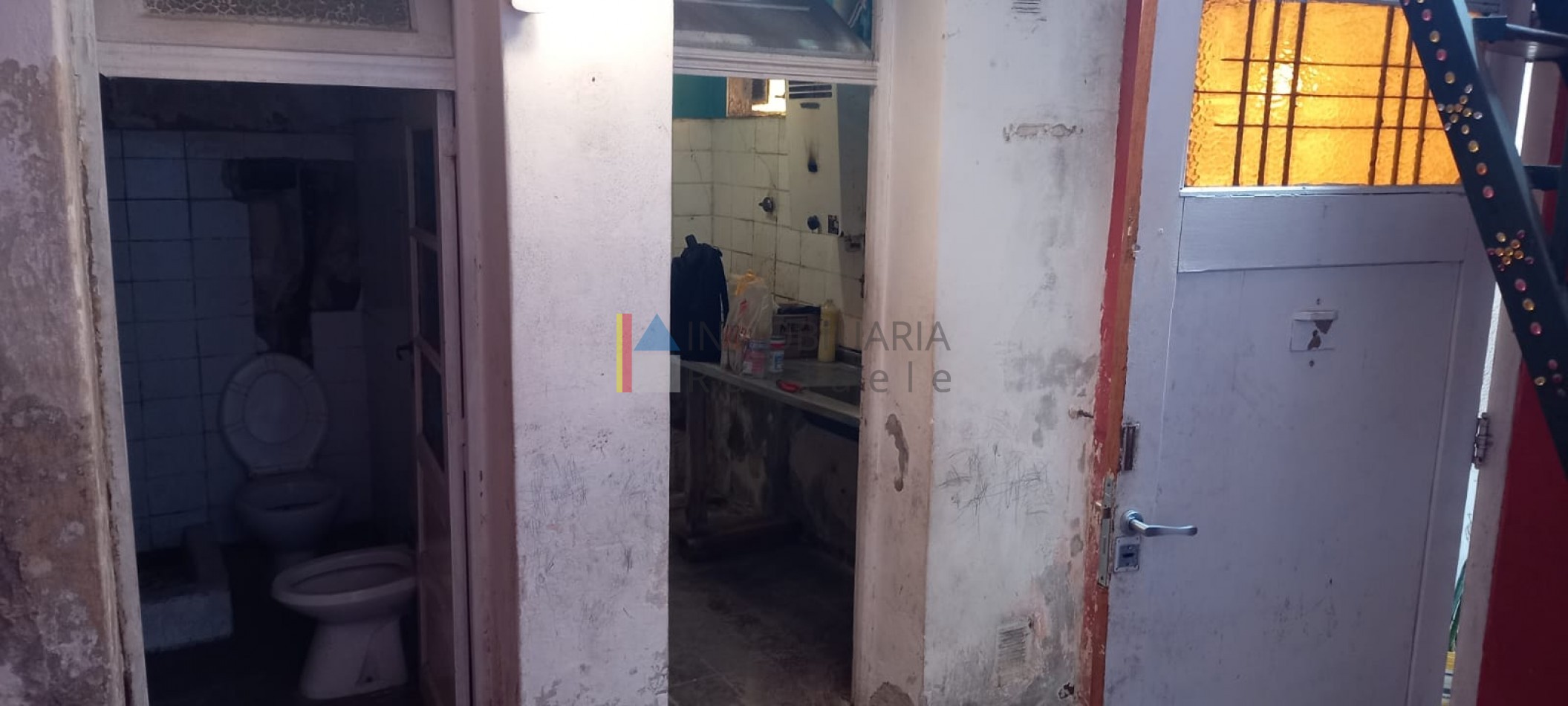 PH a refaccionar con patio y terraza Excelente potencial 
