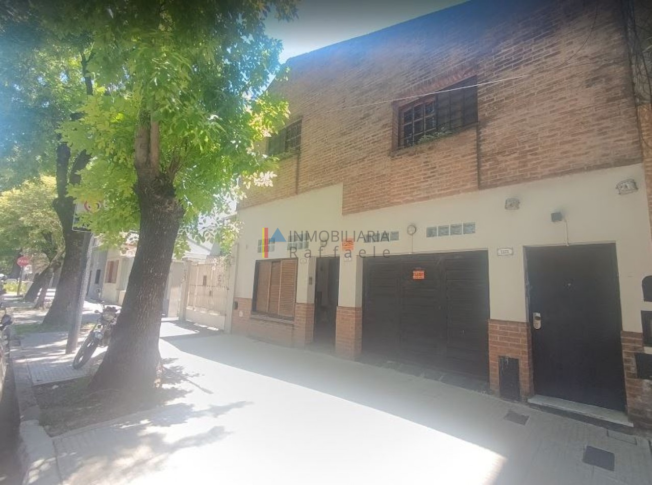 P.H. 3 ambientes al frente con cochera