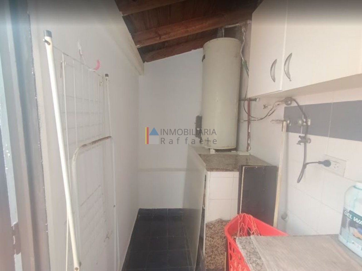 P.H. 3 ambientes al frente con cochera