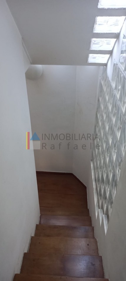 P.H. 3 ambientes al frente C/ cochera
