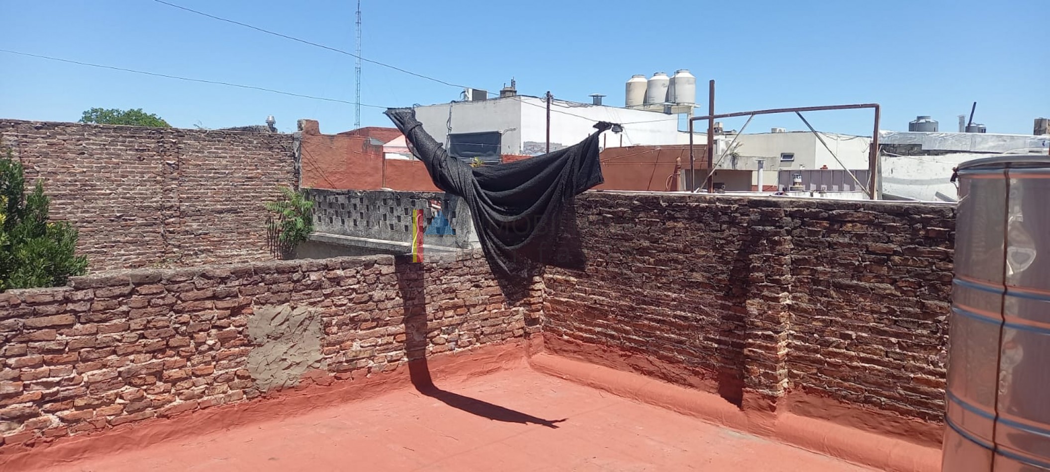 PH a refaccionar con patio y terraza Excelente potencial 