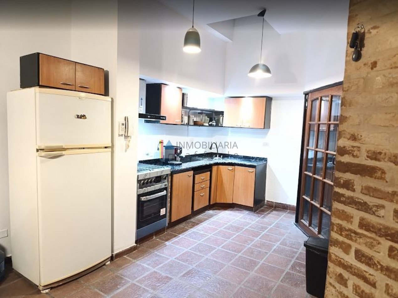 P.H. 3 ambientes al frente con cochera