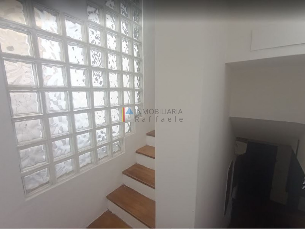 P.H. 3 ambientes al frente con cochera